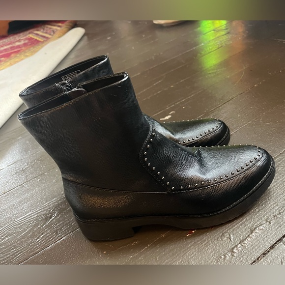 Fitflop Kinbay micro stud black ankle boots size 6 - Picture 4 of 10